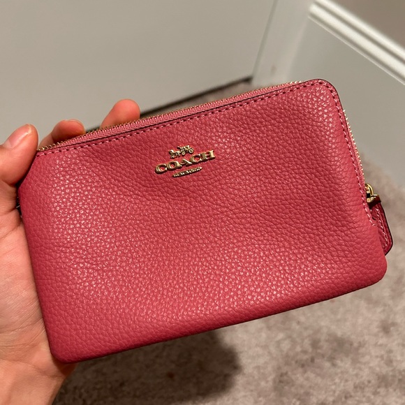 COACH F87590 STRAWBERRY PINK DOUBLE ZIPPER CORNER ZIP - Picture 9 of 11